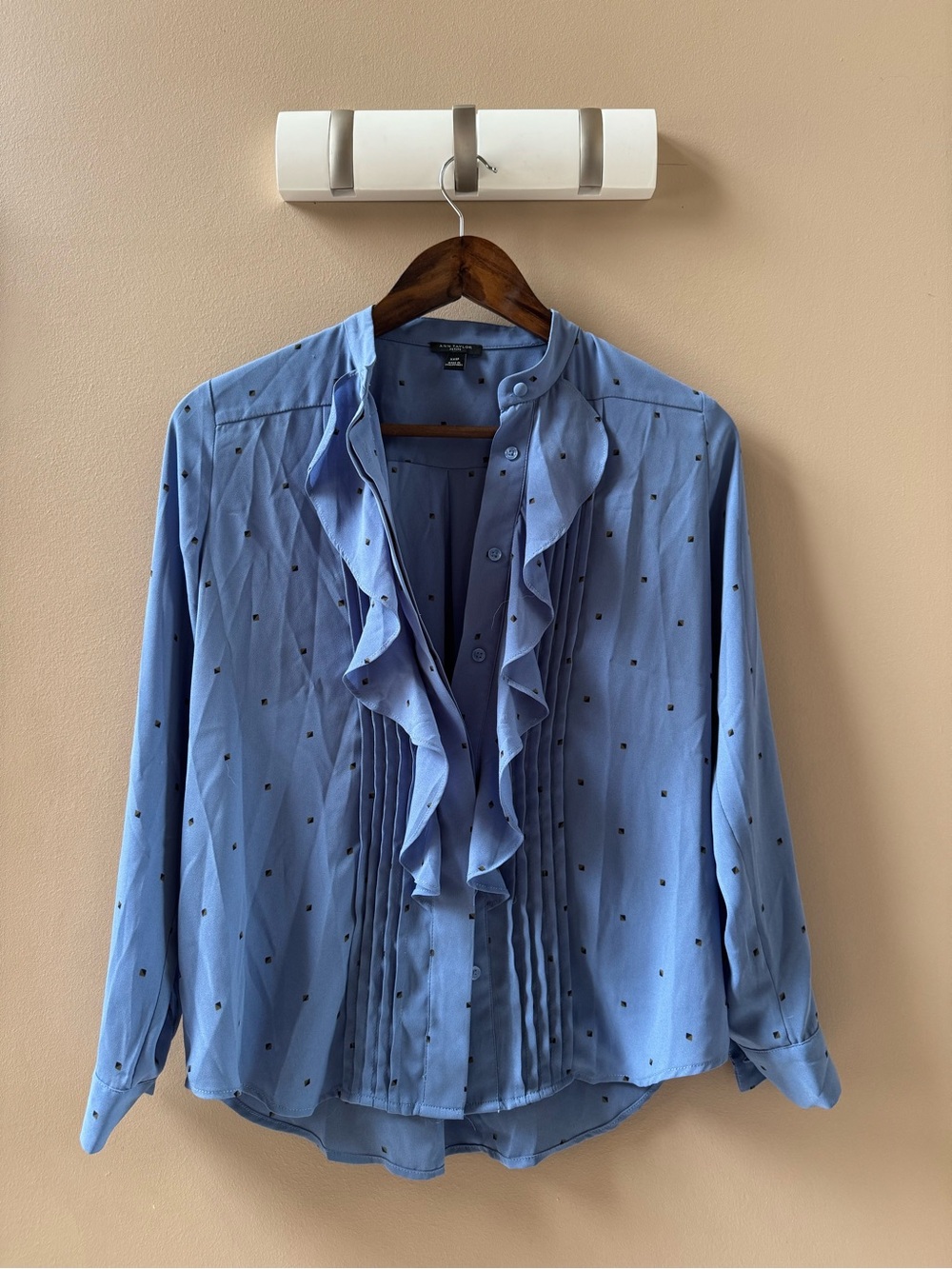 Ann Taylor Light Blue Ruffle Front Button-Down Shirt with Small Black Dots